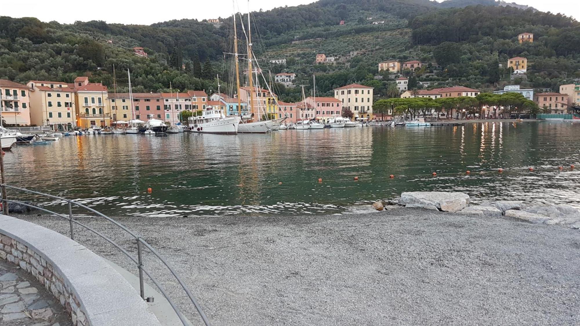 La Stanzetta Dei Rosa Apartment Porto Venere Bagian luar foto