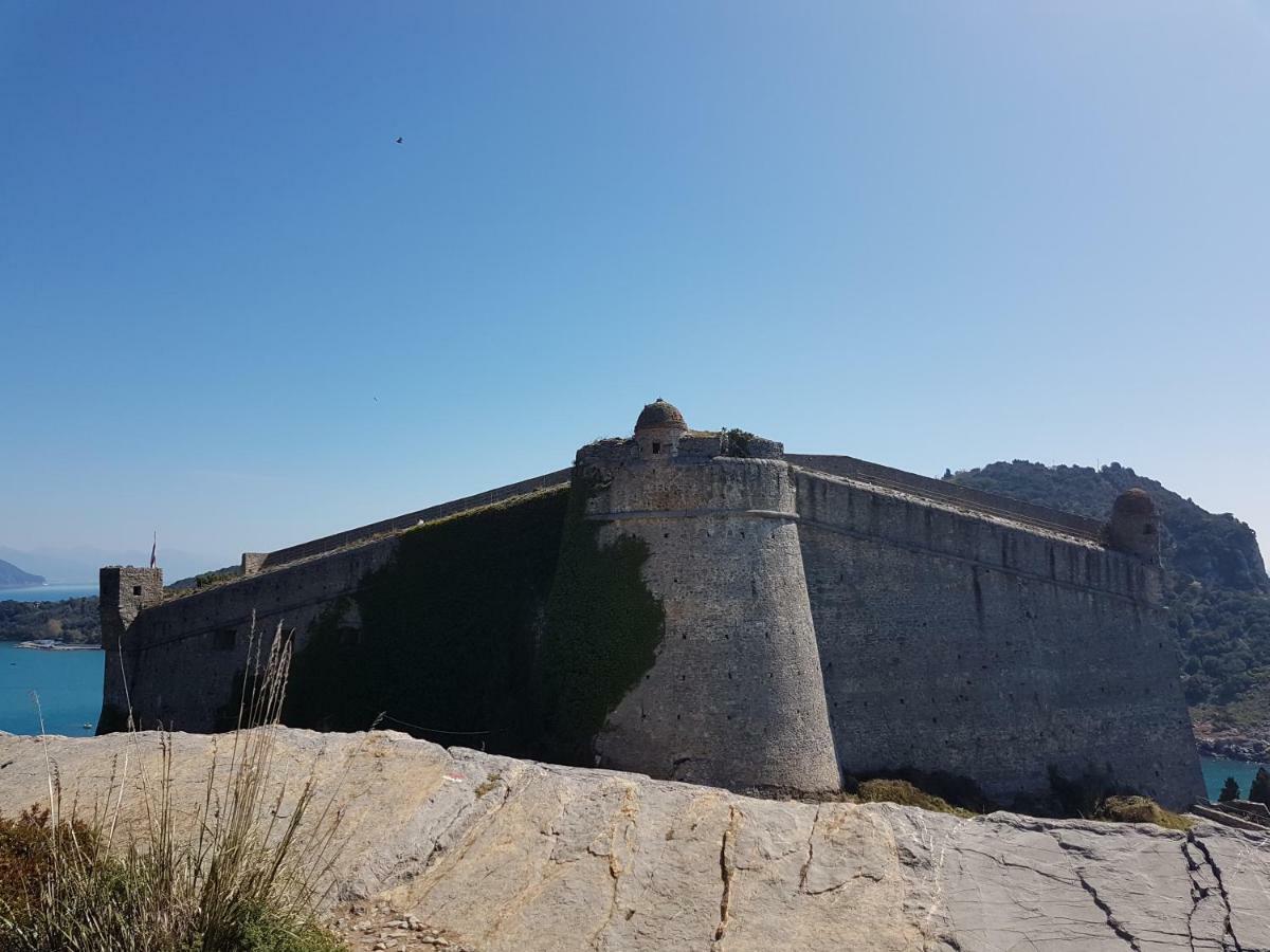 La Stanzetta Dei Rosa Apartment Porto Venere Bagian luar foto